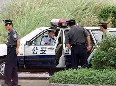 Strage in Cina: folle 
uccide 7 bimbi a scuola