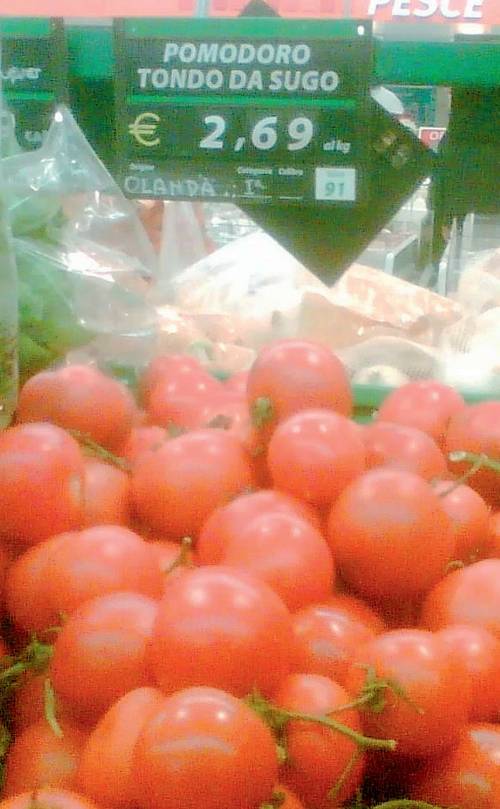 Economia globale:  
ora Milano è passata 
ai pomodori olandesi