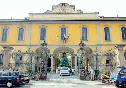 Pio Albergo Trivulzio 
festa per i cent’anni 
con giovani e bimbi