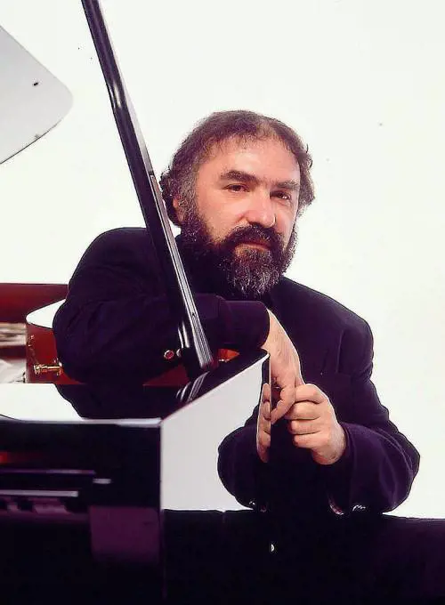 Una Suite di Bach sulla marimba nella stagione Gog