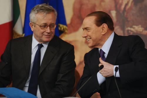 Manovra, Berlusconi avverte: "Serve sacrificio"