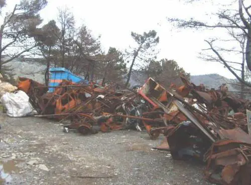 Telecamere al Righi per spiare la spazzatura