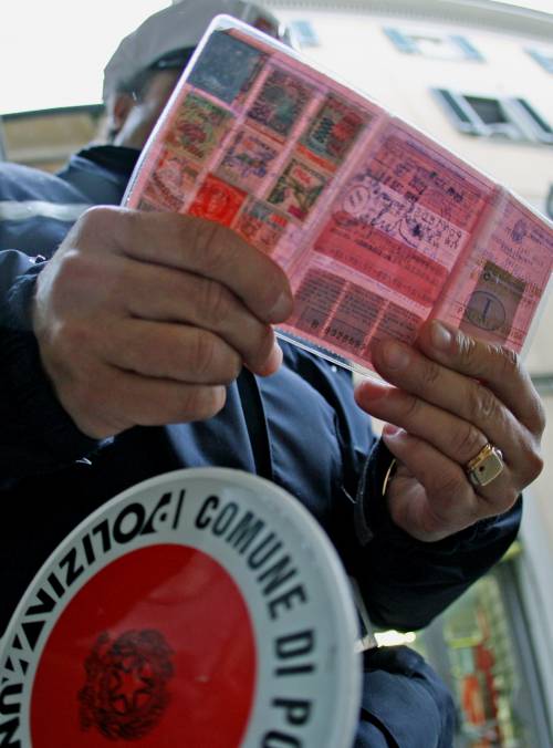 Scandalo patenti facili: 
scoperta organizzazione, 
36 arresti in sette regioni