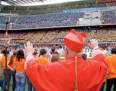 Tettamanzi ai cresimandi: "Gesù tifa per voi"