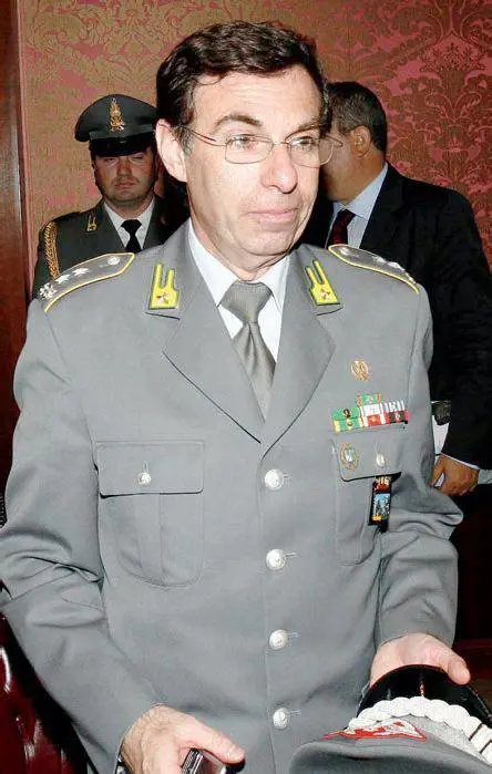 Il generale degli 007 nella rete di Anemone