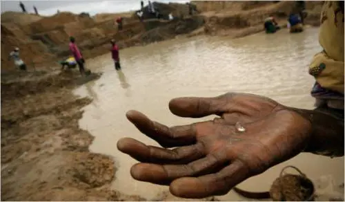 Sudafrica: un lungo cammino tra sangue e diamanti