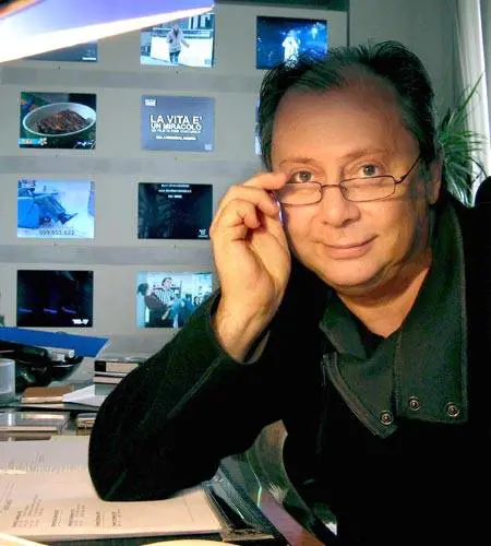 Ora Lele Mora rischia il fallimento: 
entro oggi dovrà versare 10 milioni