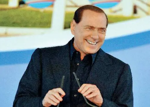 Berlusconi lancia le feste del Pdl: "Come la Lega"