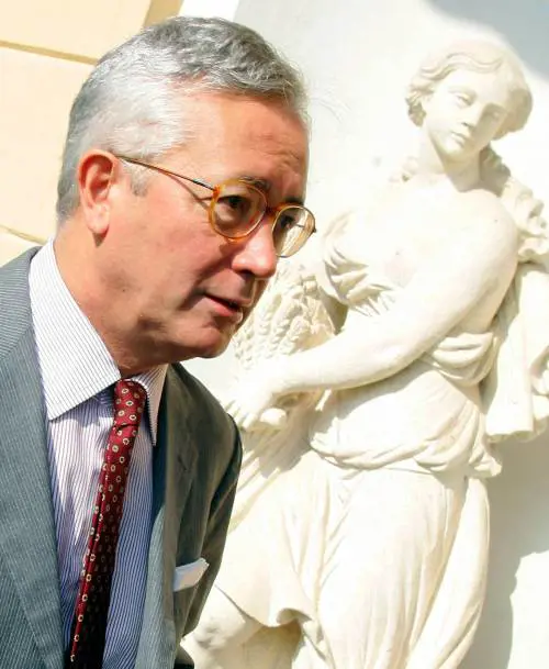 Tremonti: "Pomigliano è la strada giusta 
Manovra, prima mai fatta una così"