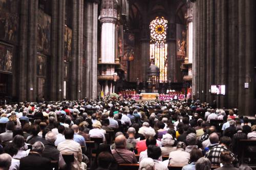 Padovese, 5mila fedeli 
e 350 religiosi 
per l'ultimo saluto