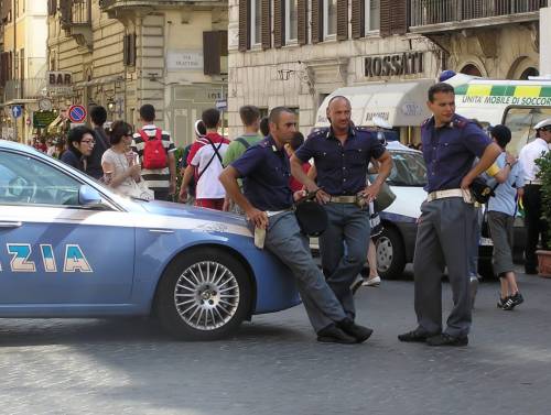 Palermo, con l'autoblu a comprare la cocaina 
Denunciato deputato dell'Udc. Cesa: "Sospeso"