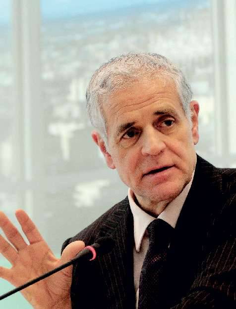 Formigoni soddisfatto: 
"Il premier ha promesso 
che rivedrà tutti i tagli"
