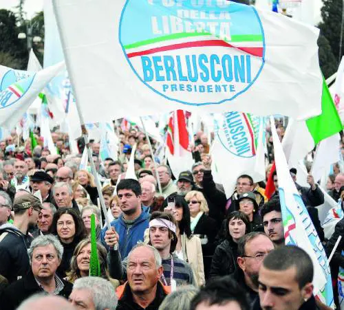Pdl, cè aria di rivolta: «Facciamo un congresso»