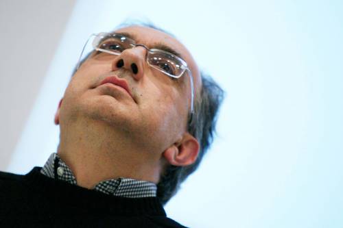 Pomigliano, Marchionne si scaglia sul sindacato: 
"Hanno scioperato solo perché giocava l'Italia"