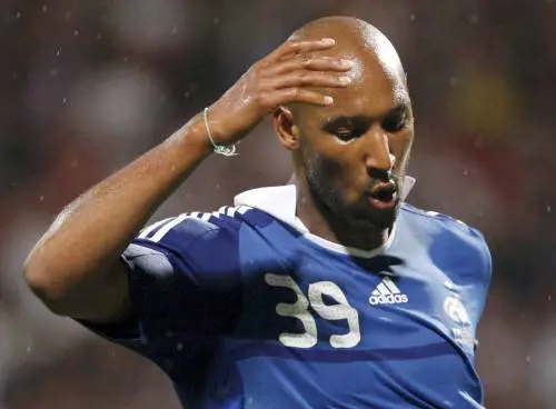Anelka, un "vaffa" a Domenech. E i francesi lo mandano a casa