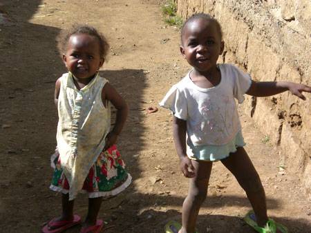 Il Giornale va in Africa 
tra i bambini di Nairobi