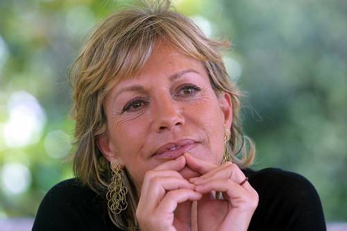 Catherine Spaak molla l'Isola dei Famosi prima di cominciare 