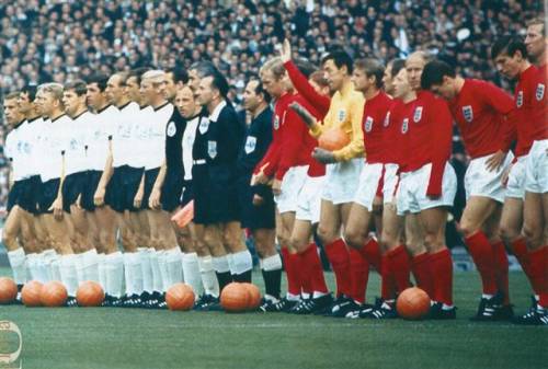 Germania-Inghilterra, torna in campo l'eterna rivincita di Wembley 1966