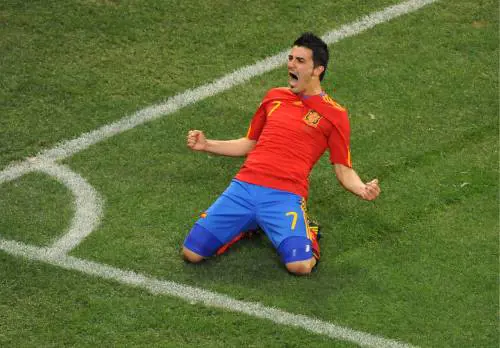 A casa anche Ronaldo Il gol del solito Villa trascina le Furie rosse