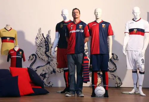 La divisa come nellinno