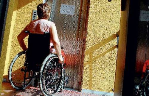 Disabili, in arrivo il  
tutore di condominio