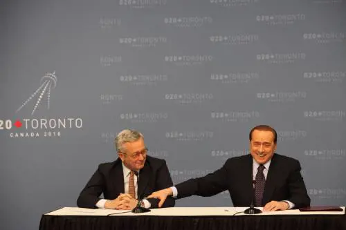 Manovra, Berlusconi blinda le misure anti crisi