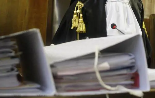 Eolico, Martone lascia la magistratura 
Anm: no a toghe vicine a comitati d'affari