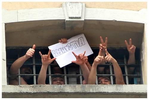 Marino: "Detenuti legati ai letti 
negli ospedali psichiatrici giudiziari"