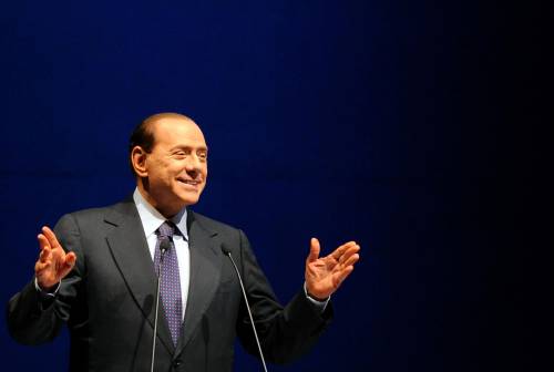 Bindi e Di Pietro, Berlusconi show agli studenti