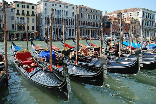 Serenissima burocrazia: gondole con targhe e Gps
