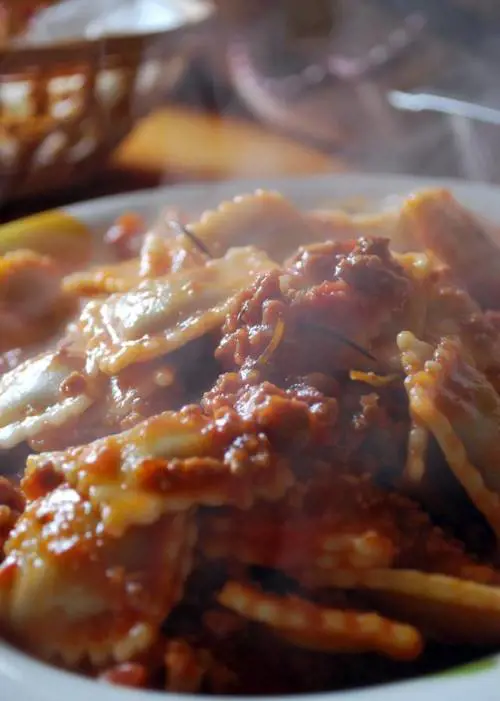 A Sori ecco i musicisti buongustai che suonano solo se cè una sagra