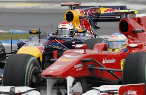 Vettel in pole, Alonso a 2 millesimi
