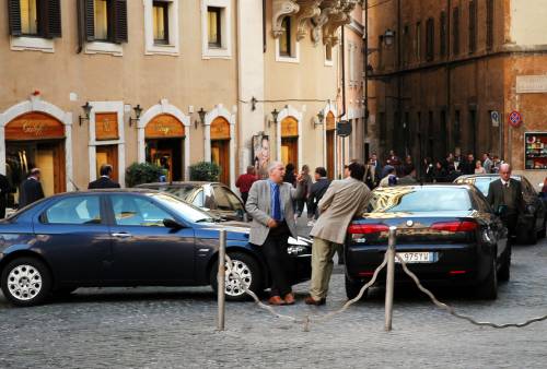 Auto blu, Brunetta: "Car sharing 
In tre anni risparmi per 2 miliardi"