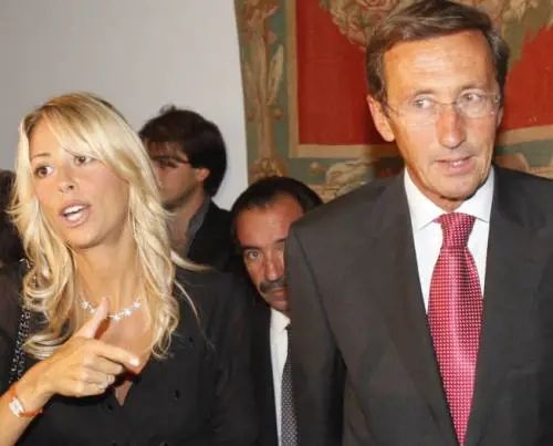 Montecarlo, Fini: "Nulla da nascondere 
Sorpreso per la locazione a Tulliani"