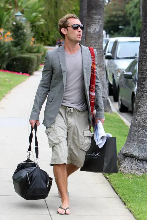 Questa estate senza vergogna 
Ecco la moda del pinocchietto