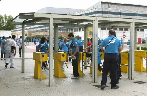 Melfi, rientrati 3 operai: "Non ci fanno lavorare" 
La Fiom denuncia Fiat: "Appello a Napolitano"