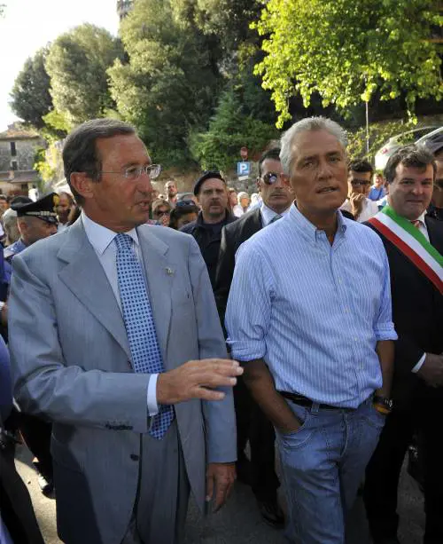 Alla festa dell'Api Fini "flirta" con Rutelli