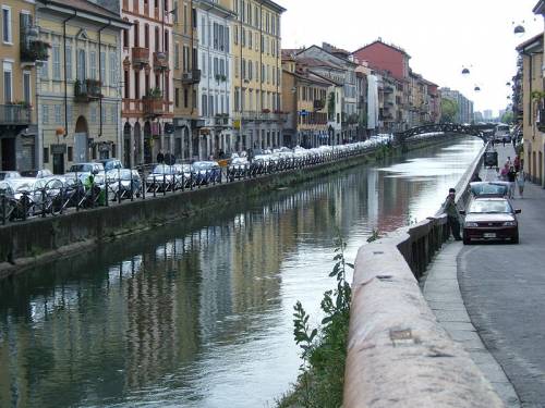 I navigli in ostaggio 
delle feste anarchiche 
Residenti esasperati