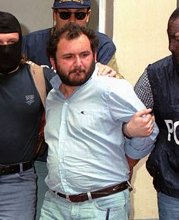 Mafia, Brusca faceva affari in carcere: 
"E' indagato per truffa e riciclaggio"