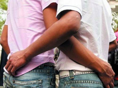 Frosinone, attacco a gay: 
picchiata coppia inglese