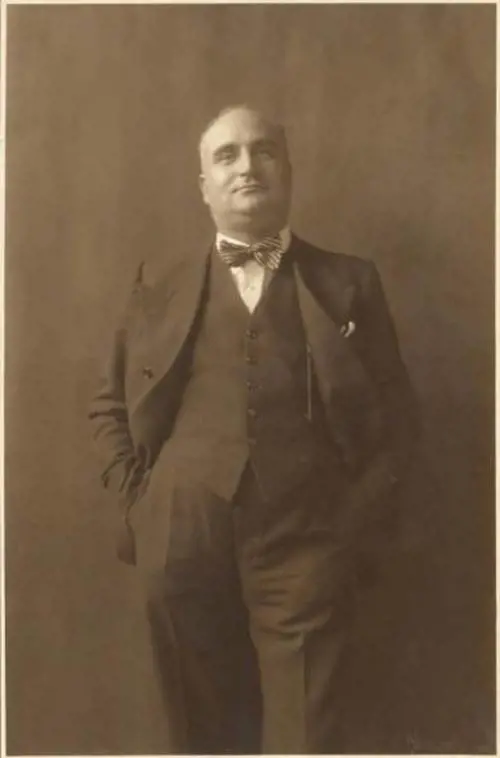 Dai martinitt all'impero di carta: l'ascesa del Cumenda