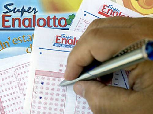 Cambia il superenalotto: nuovi jackpot e aumentano le schedine