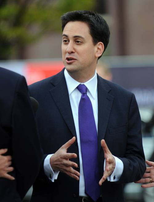 Gb, la fine del New Labour: vince Ed il rosso