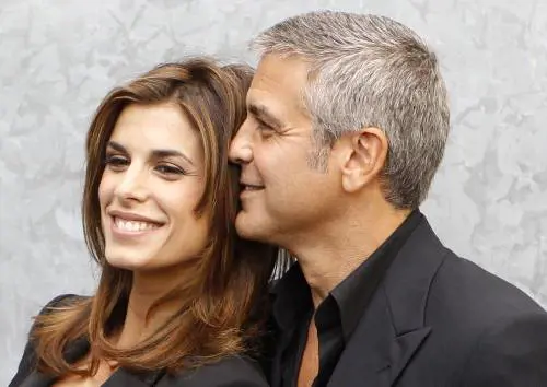 George Clooney sale nel gossip, ma scende al box office