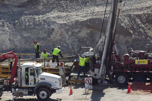 Cile, 90 metri per ultimare il pozzo 
I minatori saranno liberati a breve