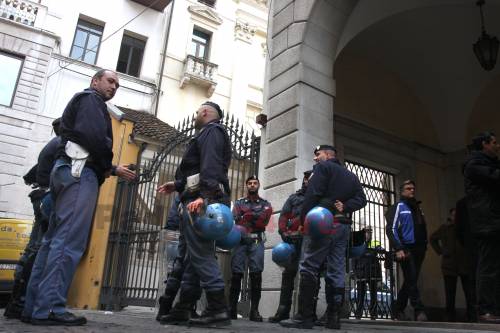 Palermo, scontri a scuola 
Gup non convalida i fermi 
Liberati i tre contestatori