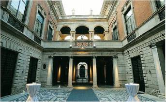 Milano e il design: 
la città di classe 
si mette in mostra 