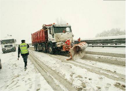 Obbligo di catene a bordo 
o gomme anti-neve 
da novembre a fine marzo