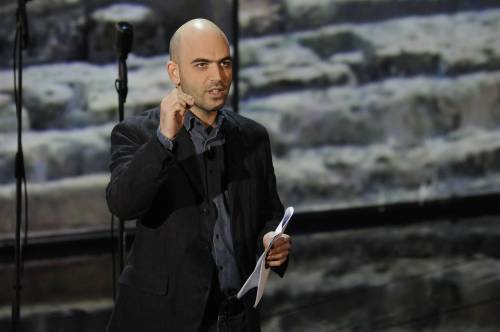 Saviano: fuoco sul Giornale
