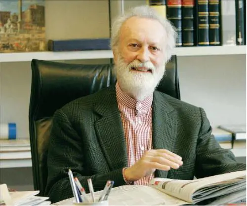 Scalfari e tutte le bufale di D'Avanzo 
Se i killer danno a Feltri del sicario